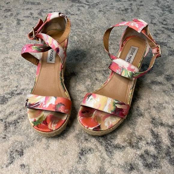 Steve Madden Montauk Espadrille  Wedge Sandal - Picture 2 of 4